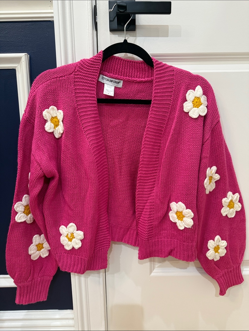 Cotton Emporium Bright Pink Daisy Appliqué Cropped Cardigan